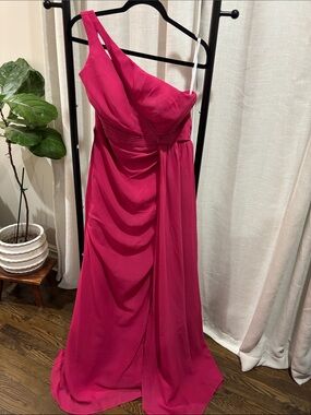 One-Shoulder Fuchsia Formal Gown